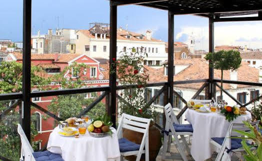Hotel Ai Due Fanali Adults Only Venedig